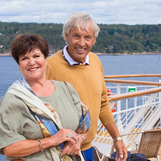 Anne Karin og Arild på dekk.jpg