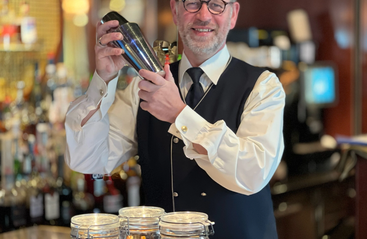 Bartender.jpg