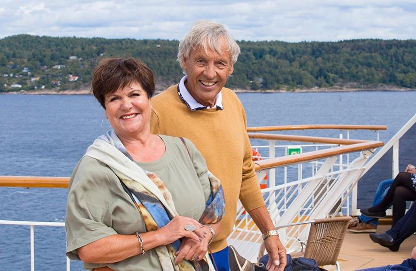 Anne Karin og Arild på dekk.jpg