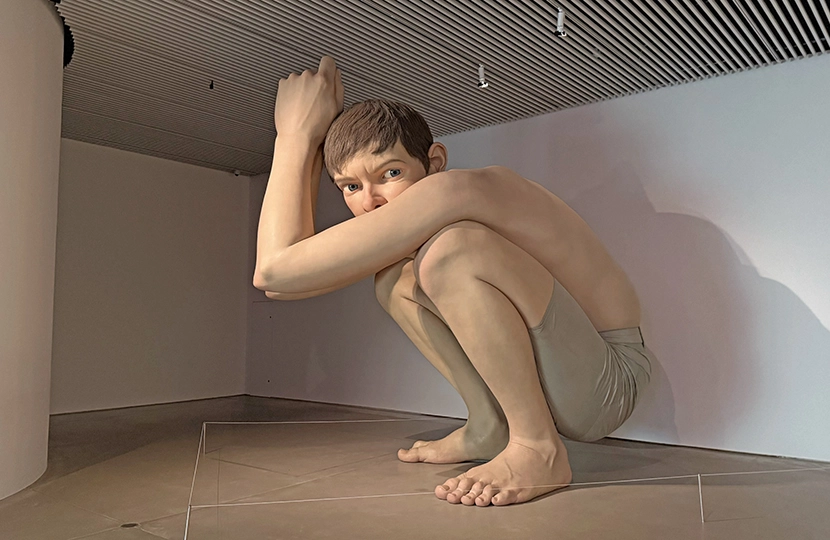 Kunstverket "Boy" laget av Roy Mueck utstilt i Aros Kunstsenter i Aarhus.jpg