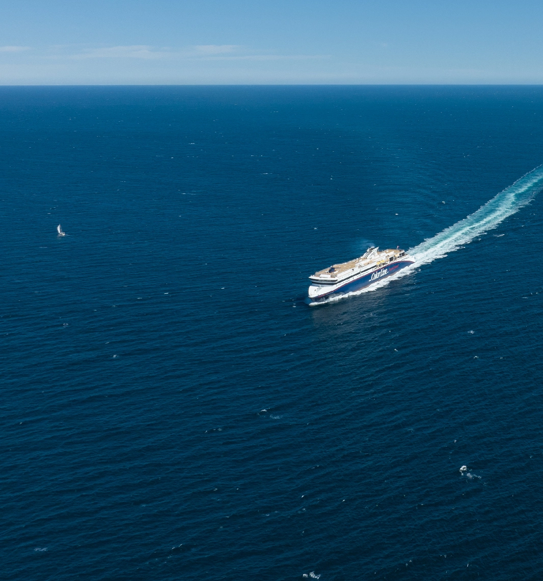 SU1-paa-havet.jpg