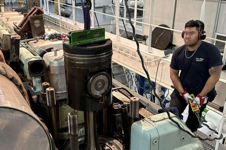 Tony skipsmotormekaniker.jpg