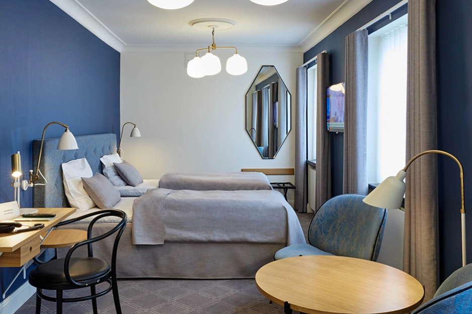 Business Twin Room.jpg