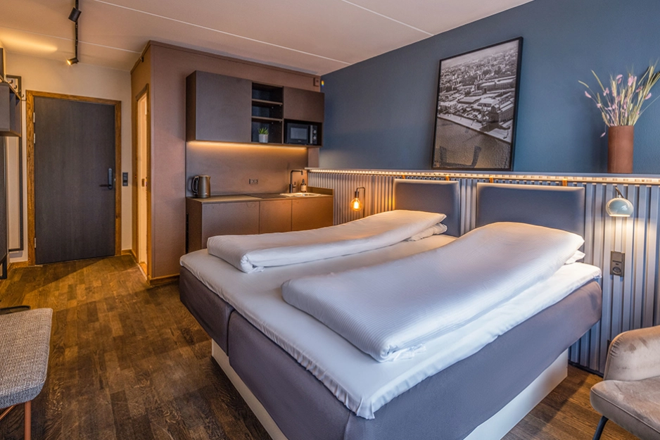 Studio Pier 5 hotel.jpg