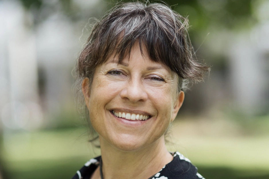 Christine Calvert.jpg