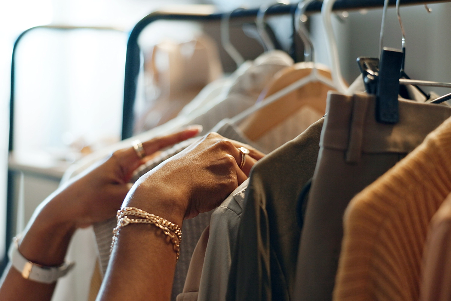 Stativ med klær.jpg