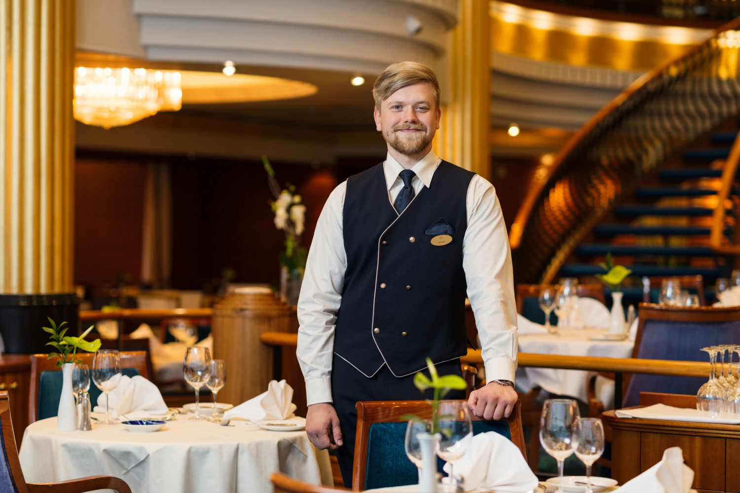 Color Fantasy restaurant servitør_CLL-30014_Arild Danielsen.jpg