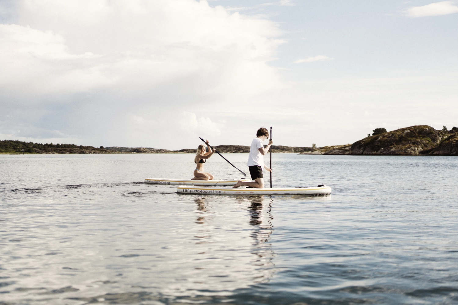 Stand-up-paddle-board-SUP-hyra-vastkusten-bohuslan-grebbestad-tanumstrand-2.jpg