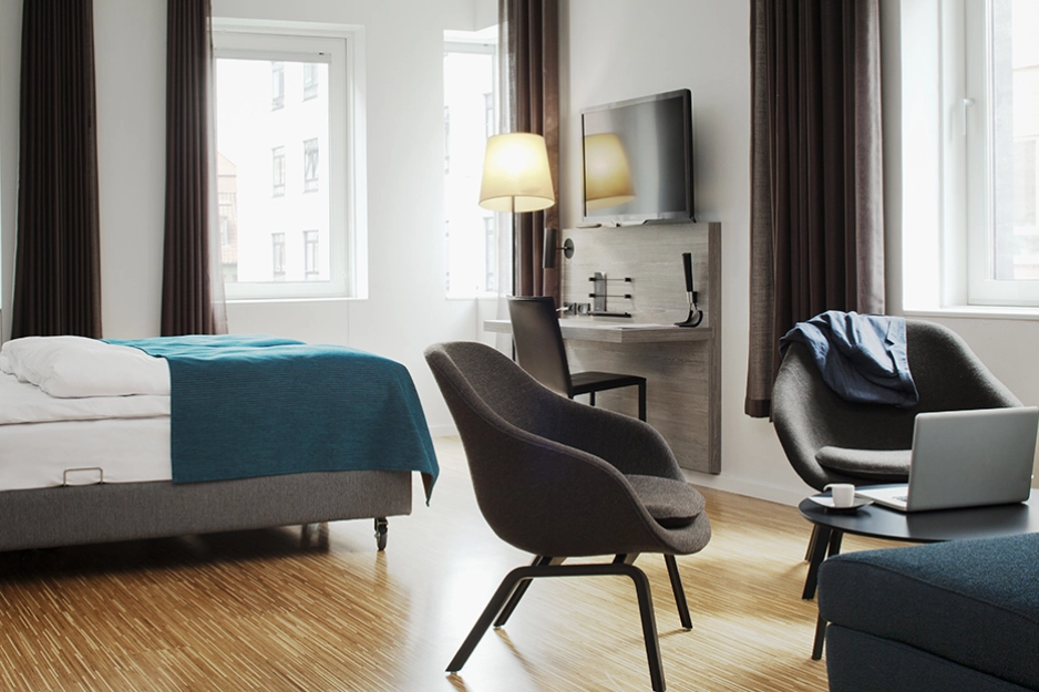 Scandic Aarhus superior room.jpg