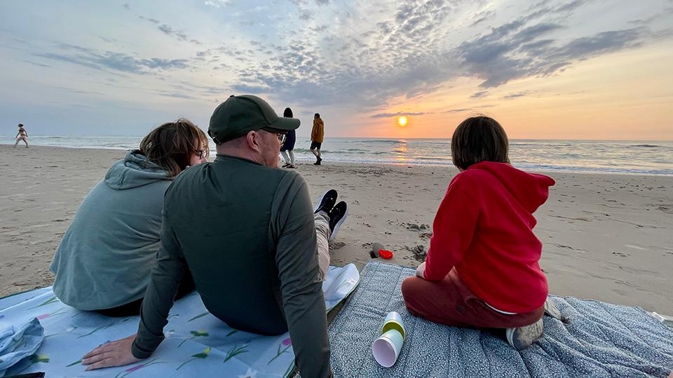 Solnedgang på stranden.jpg