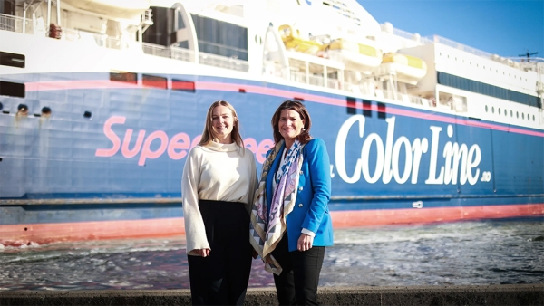 Marita Jensen og Nina Moland i Color Line.jpg